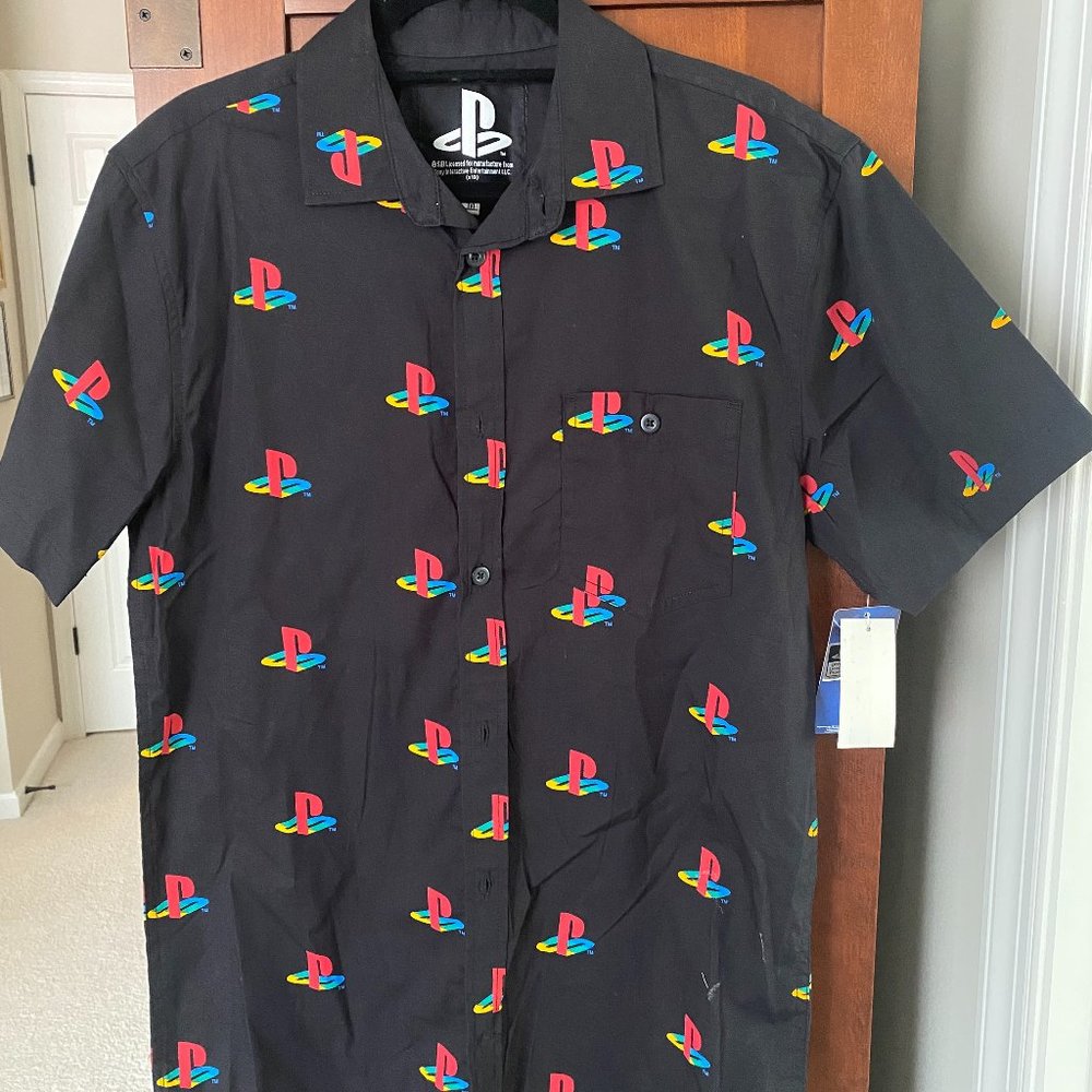 Men's PlayStation Cotton, Open Collar, Front Pocket Shirt (Sz M)